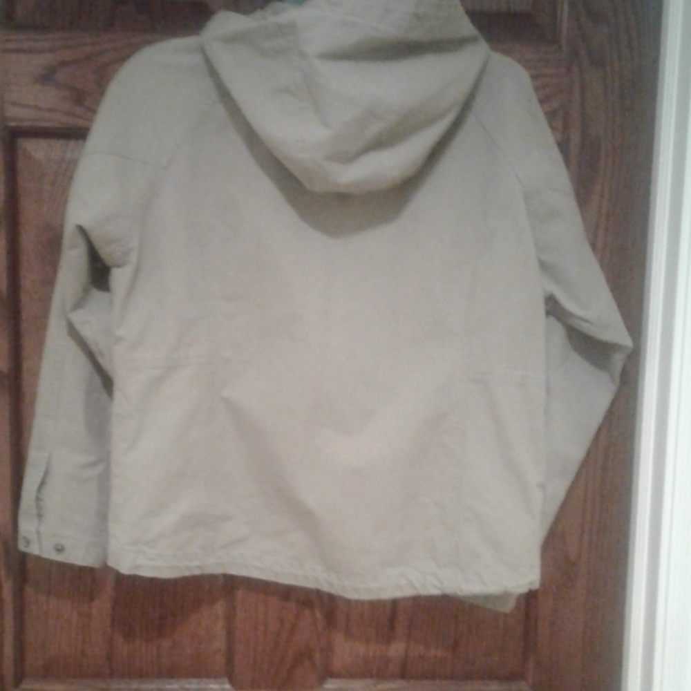 Cabelas Jacket - Picture 4 of 4